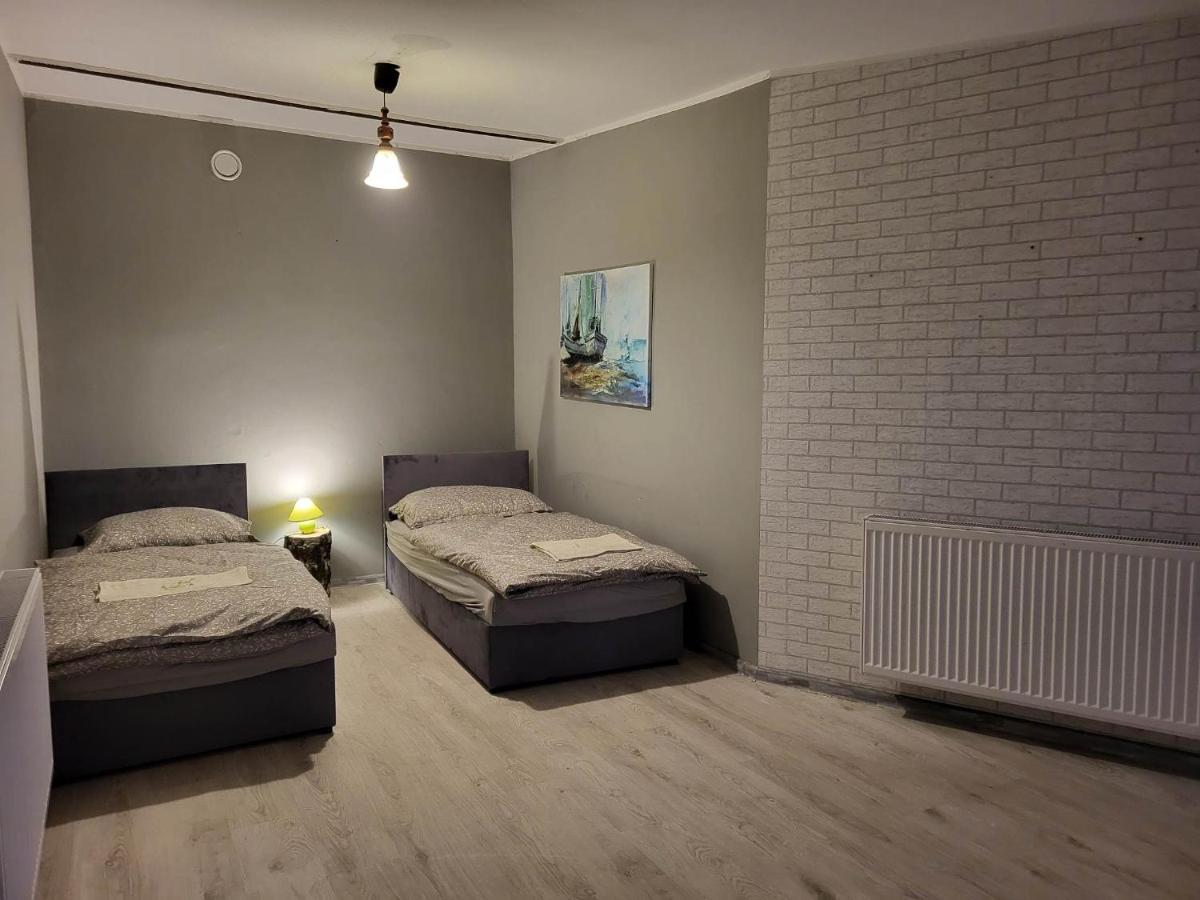 Pokoje Pracownicze Witkowska Gniezno Extérieur photo