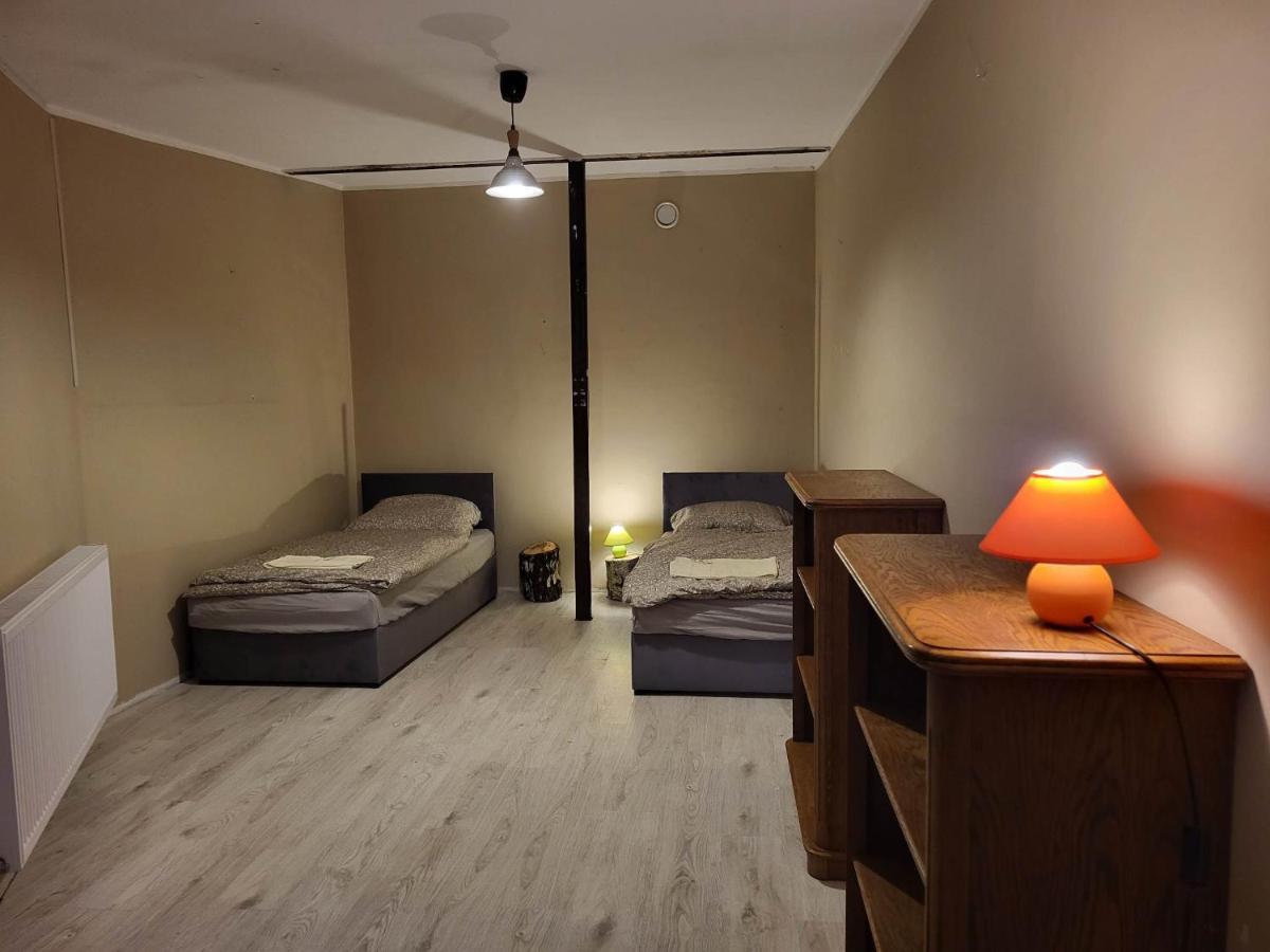 Pokoje Pracownicze Witkowska Gniezno Extérieur photo
